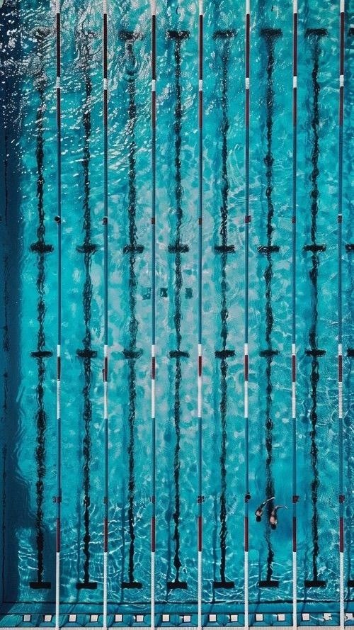 Agua en la piscina 2